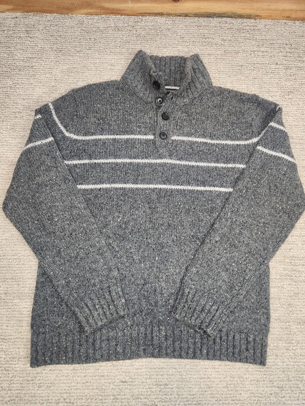 Banana Republic Wool Blend Sweater Mens L Gray Marled Stripe Henley Buttons Warm